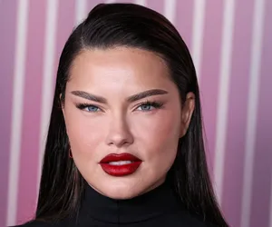 Dünyaca ünlü top model kediciklere döndü! Hayranları bile isyan etti: O nasıl hal?