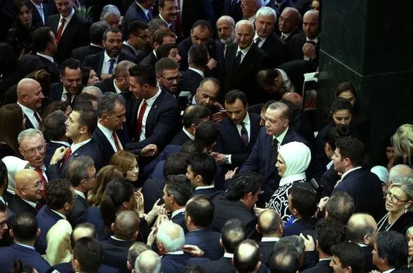 İşte 29 Ekim resepsiyonuna katılan ünlü isimler