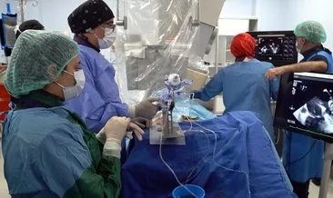 Türkülü ameliyathane... Bu kez anjiyoda hastanın kendi sesi ile operasyon