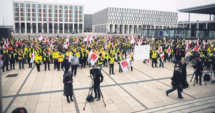 Ekonomik kriz Almanya’yı sarsıyor! Berlin çöktü