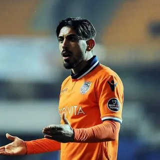 Fenerbahçe, İrfan Can Kahveci ile ilgileniyor