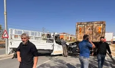 Malatya’da pikapla hafriyat kamyonu çarpıştı! 1 ölü #malatya