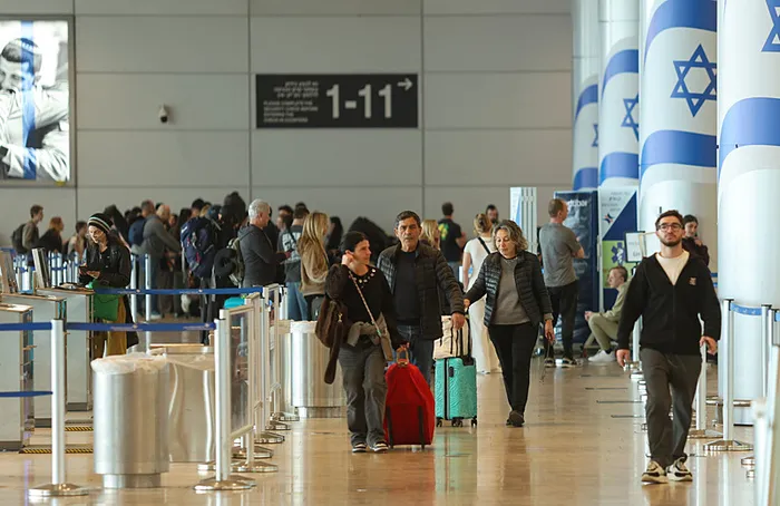 israilde-zehirli-duman-alarmi-ben-gurion-havalimani-tahliye-edildi-1775388512412.jpg İsrail’de zehirli duman alarmı: Ben Gurion Havalimanı tahliye edildi