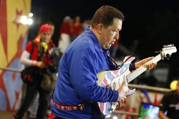 Chavez'den Obama'ya övgü