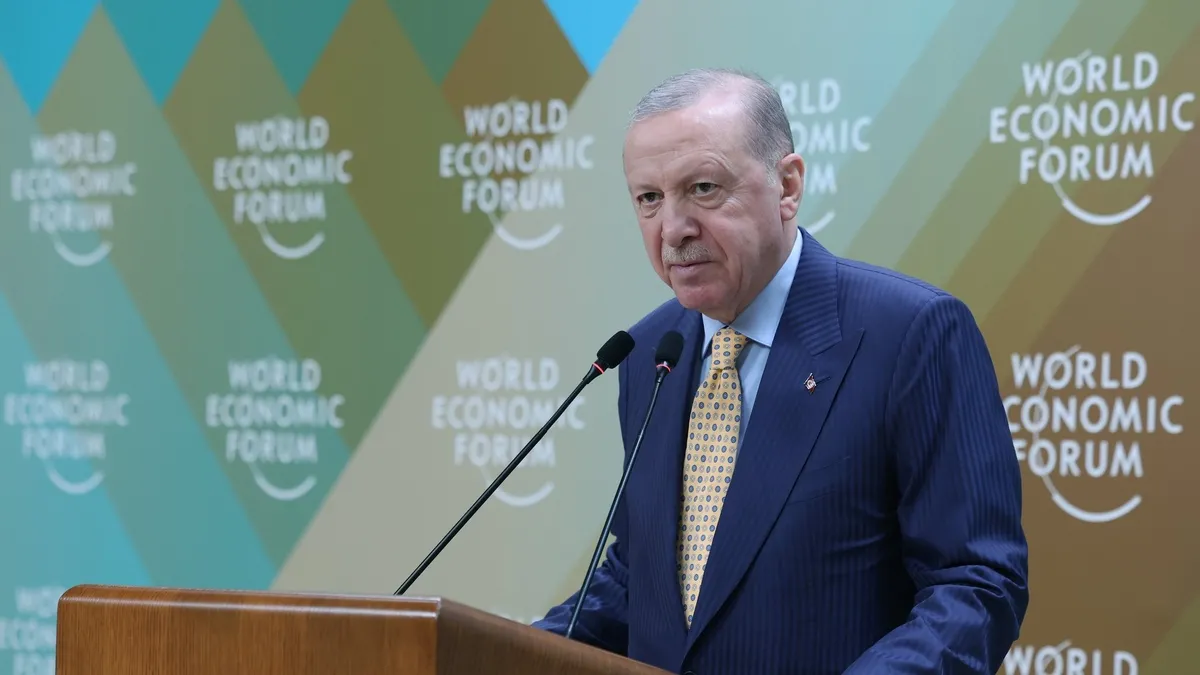 Başkan Erdoğan, Dünya Ekonomik Forumu toplantısına katıldı Başkan Erdoğan, Dünya Ekonomik Forumu toplantısına katıldı