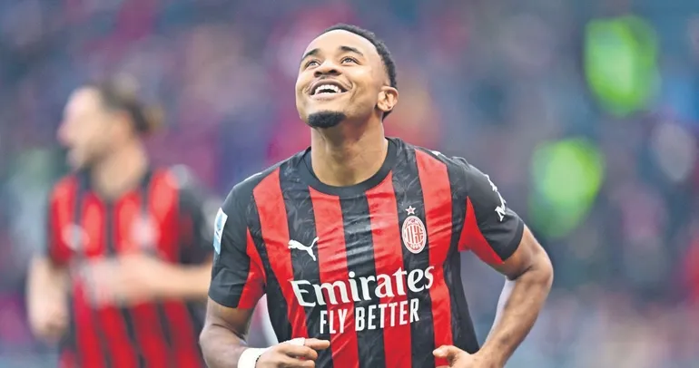 Tedesco’nun adı uçurdu!