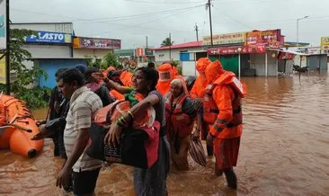 Sel felaketi Hindistan’ı vurdu! Çok sayıda ölü var
