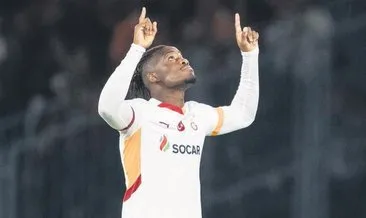 Batshuayi için 4-4-2!