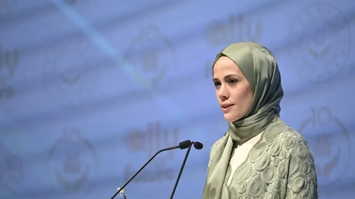 Dr. Esra Albayrak'tan yapay zekâ algoritmalarını sorgulama çağrısı: Kimin diliyle, kimin verisiyle düşünüyor?