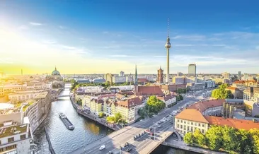 Yıkıntılardan özgürlüğe Berlin