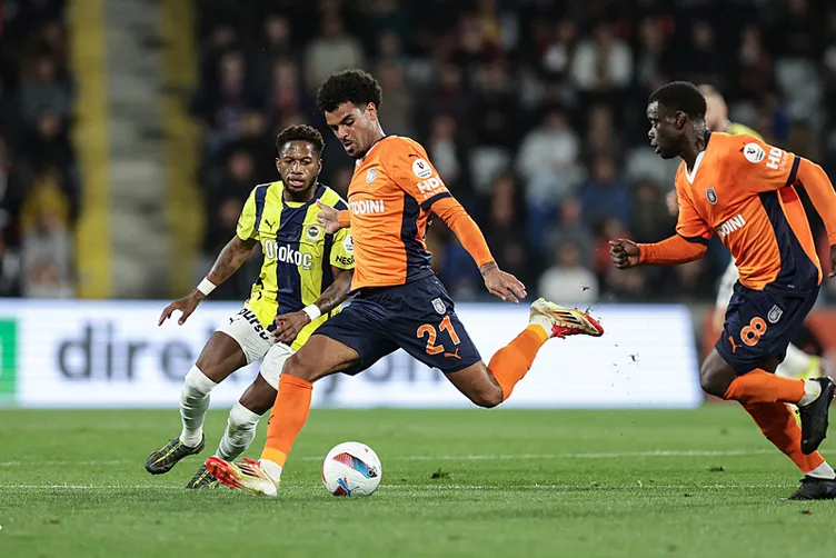 Süper Lig’de 35. haftanın VAR kayıtları açıklandı! İşte Başakşehir-Fenerbahçe maçındaki VAR konuşmaları...