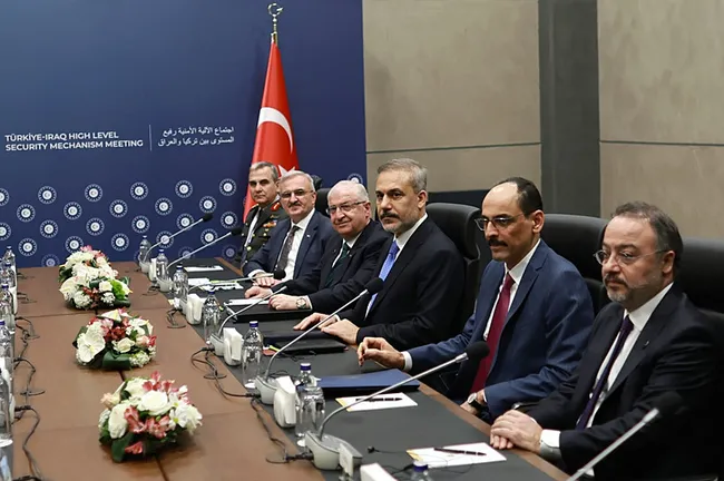 turkiye-irak-yuksek-duzeyli-guvenlik-toplantisina-iliskin-ortak-bildiri-yayimlandi-pkk-cagriya-uymali-mesaji-1744566986258.jpeg