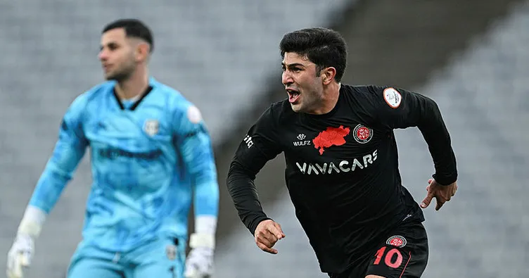 Fatih Karagümrük, evinde 2 golle kazandı