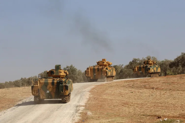 Sınırda askeri hareketlilik devam ediyor!