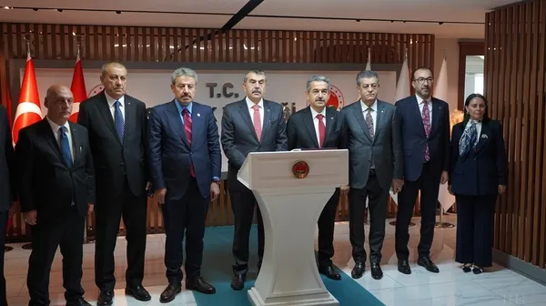 milli-egitim-bakani-tekin-surecin-manipule-ve-sabote-edilmesini-hep-birlikte-engellemeliyiz-1786448616974.jpeg