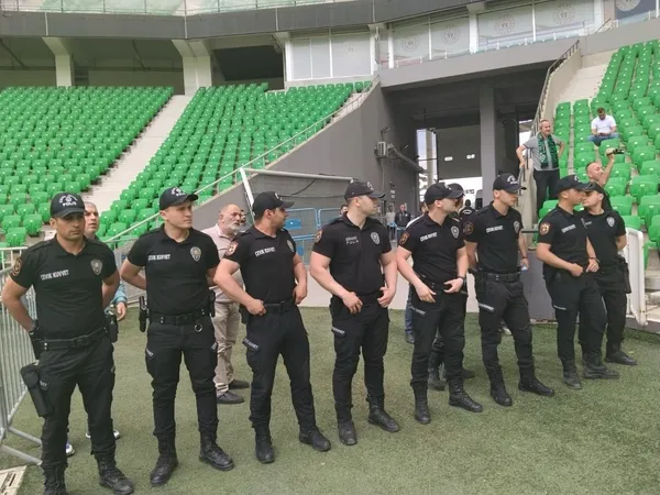 sakaryaspor-kongresine-guvenlik-ertelemesi-1780231575319.jpg
