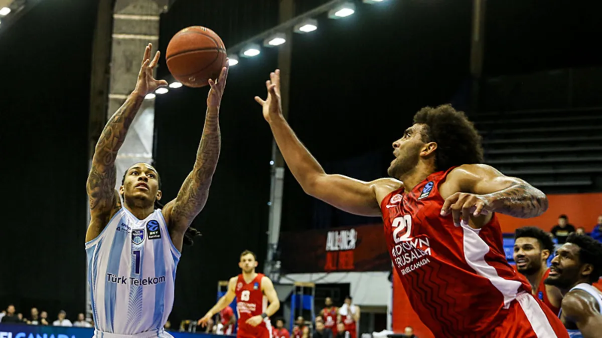 Türk Telekom, yarı finale yükseldi