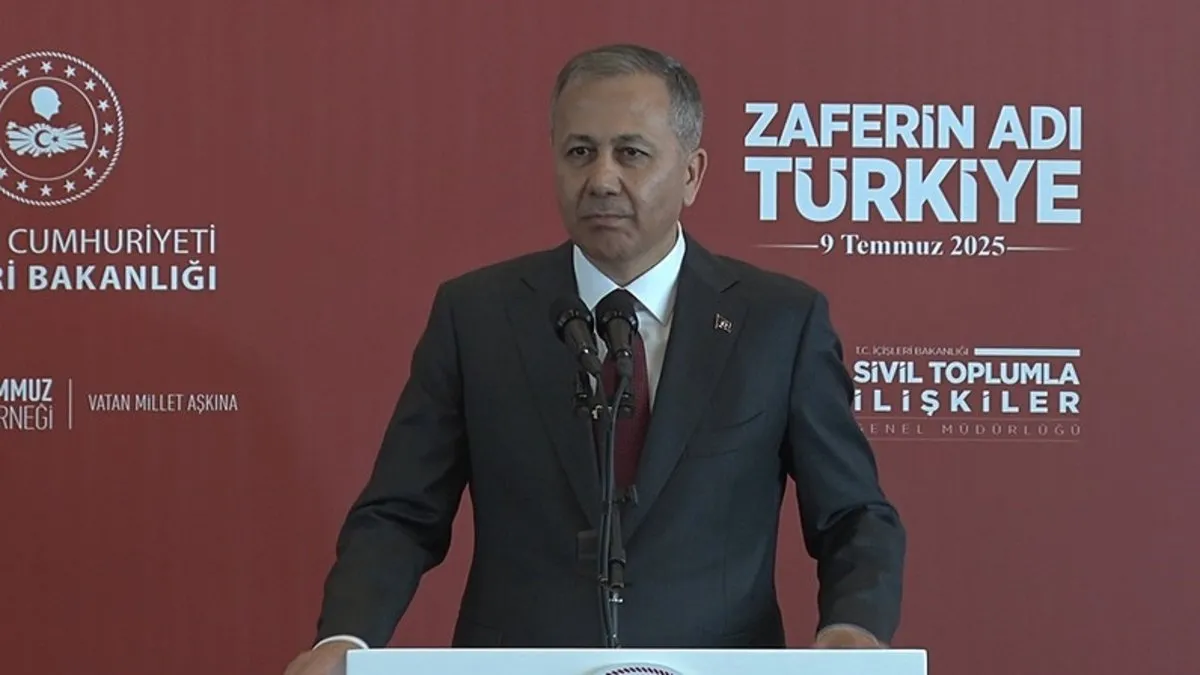 Bakan Yerlikaya: 17 bin 684 FETÖ'cü gözaltına alındı 3 bin 185'i tutuklandı