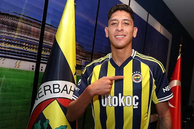 fenerbahcede-edson-alvarezden-dusan-tadic-itirafi-1756143961506.jpg