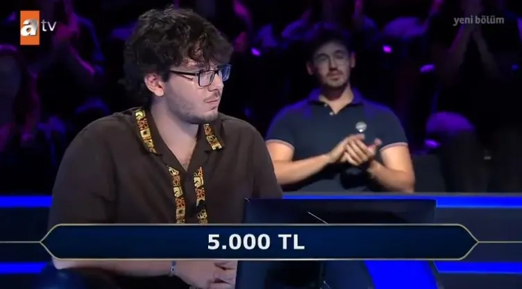 Kim Milyoner Olmak İster?’de Oktay Kaynarca’yı kahkahaya boğan yarışmacı! Milyoner’de yanlış cevap sonrası…