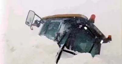 Karla mücadele esnasında çığ düştü