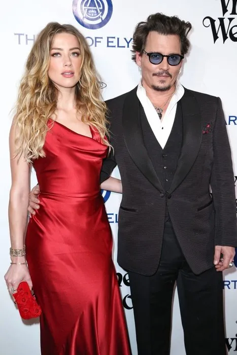Johnny Depp Amber Heard davasında akılalmaz tecavüz suçlaması! O sözler şoke etti