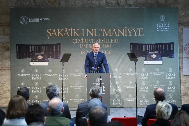 osmanlinin-500-yillik-ilim-gelenegine-isik-tutan-dev-kulliyat-bakan-ersoy-mazisine-sahip-cikan-istikbaline-yon-1778256257307.jpeg