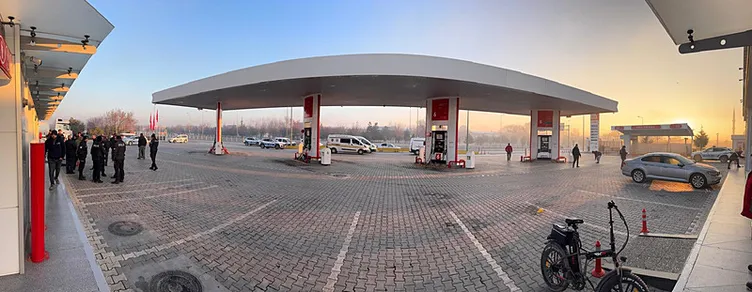 Marketi soydu, yetmedi bıçakla saldırdı: Polisler işte böyle durdurdu!