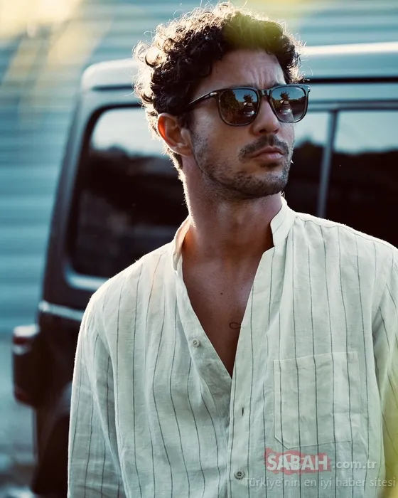 Yakışıklı oyuncu Kaan Yıldırım’ın babasını görenler şoke oldu! Babasının Aynısıymış