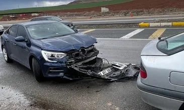 Kırkkalede yağış zincirleme kazaya yol açtı: 3 yaralı #ankara
