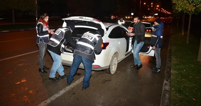 Adana’da 1600 polis ile asayiş uygulaması!