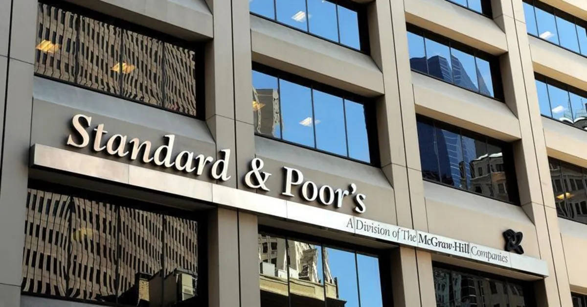 S&P, petrol üretim kesintileriyle Irak’ın kredi notunu negatife çevirdi S&P, petrol üretim kesintileriyle Irak’ın kredi notunu negatife çevirdi