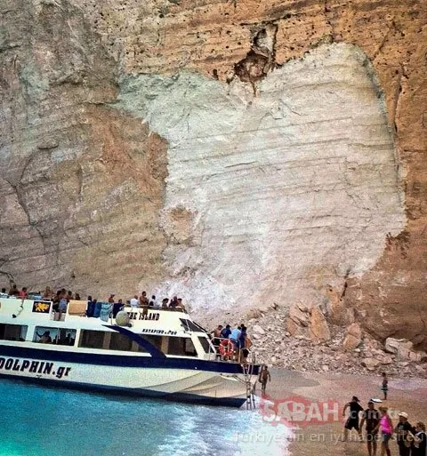 Dünyaca ünlü Navagio plajı çöktü!