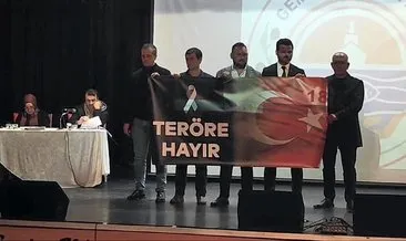 Teröre hayır pankartına tahammül edemediler