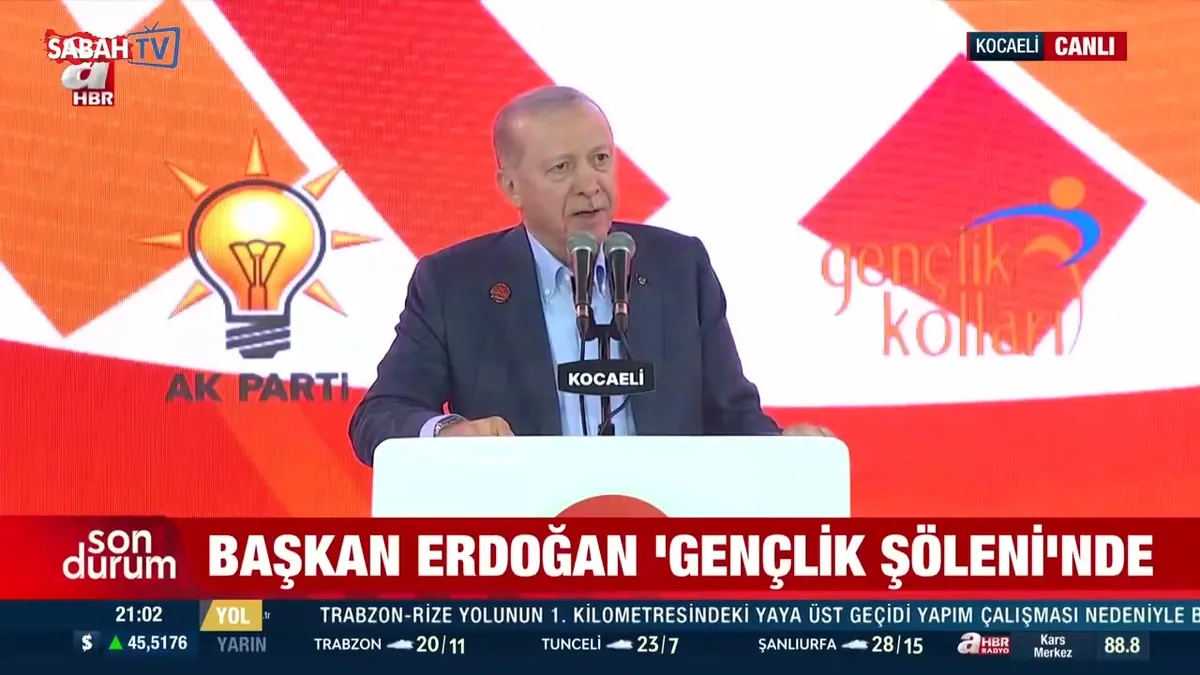 Başkan Erdoğan “Bir Gençlik Şöleni Programı”nda konuştu videosunu izle Başkan Erdoğan “Bir Gençlik Şöleni Programı”nda konuştu videosunu izle
