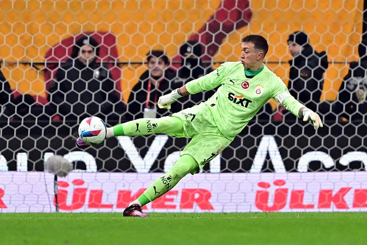 2024-2025 sezonun en çok kurtarış yapan 10 kalecisi belli oldu! İşte zirvedeki eldiven...