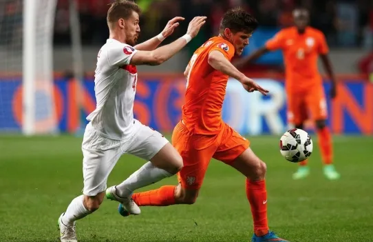 Galatasaray’a Hollandalı golcü: Huntelaar