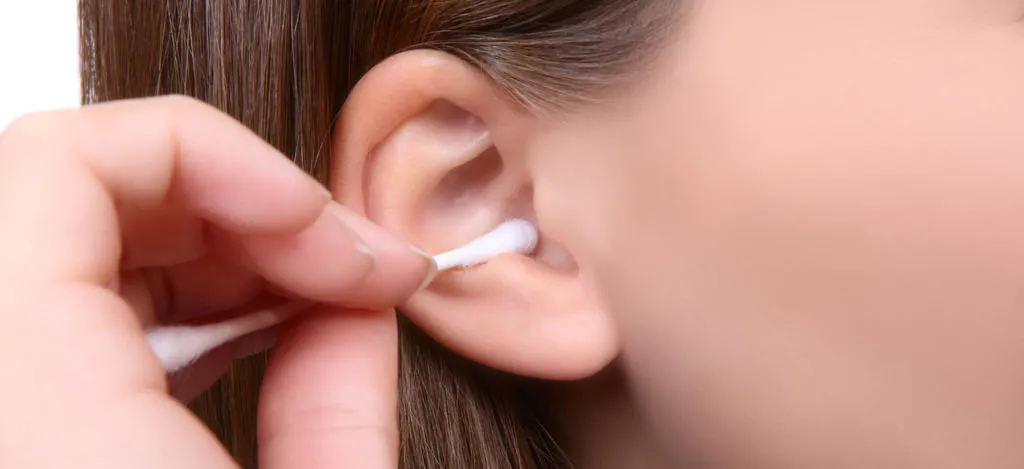 Капли с поворотом головы. Не выливается вода из уха. Как выглядит герпес на ухе. Не выливается вода из уха. Вода в ухе после купания.