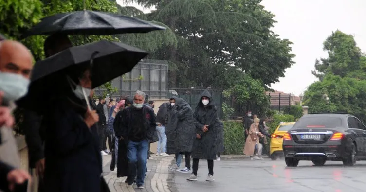 İstanbul’da sağanak yağış sürprizi