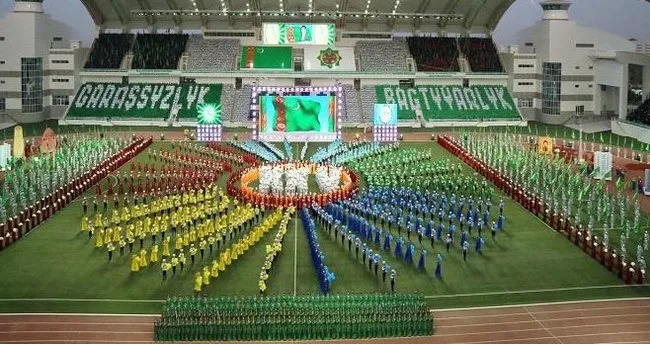 Türkmenistan’da Bağımsızlık coşkusu