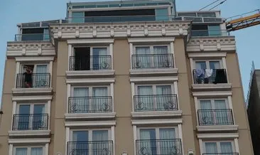Taksim’de lüks otelin balkonuna çamaşır astılar