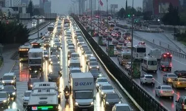 İstanbul’da trafik kilit! Yoğunluk yüzde 80’e ulaştı