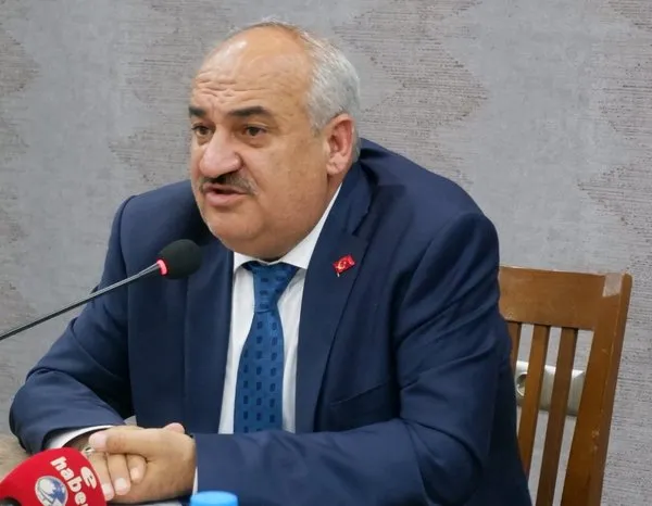 erzurumda-uc-belediye-baskani-ak-partiye-katilacak-1723549488412.jpg