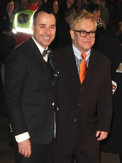 Elton John ve David Furnish evleniyor