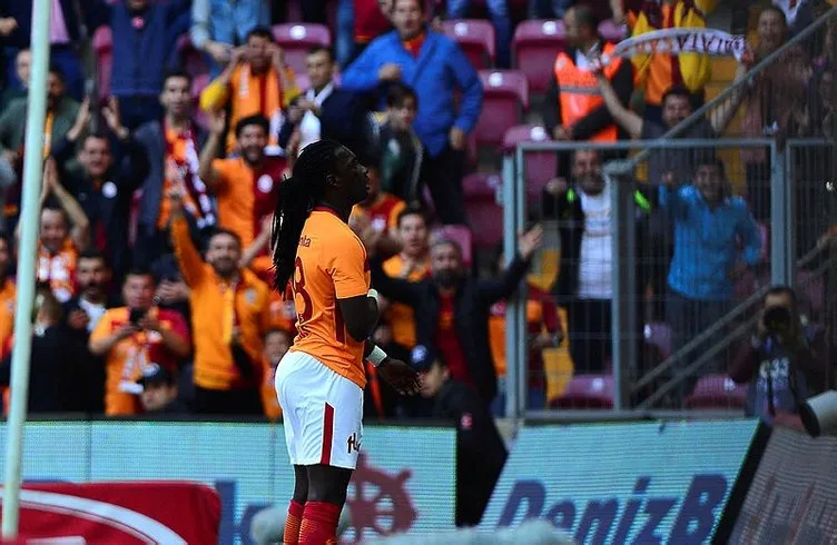 Erman Toroğlu’ndan flaş yorum Hiçbir Galatasaraylı oyuncuyu beğenmedim