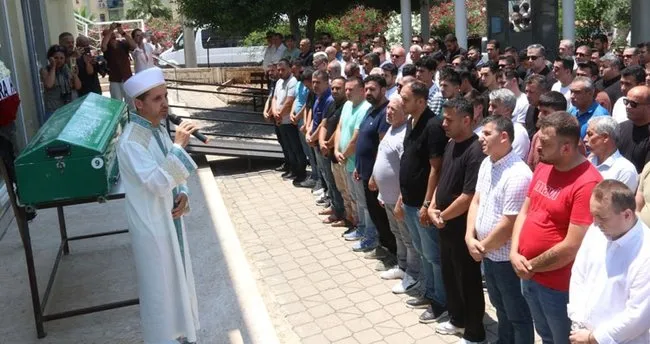 Saklıkent’te başına taş düşen 3 yaşındaki Yamaç, son yolculuğuna uğurlandı