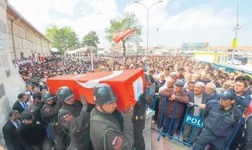 Şehidi 8 bin kişi uğurladı
