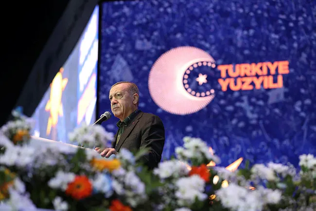 istanbulda-buyuk-bulusma-heyecani-baskan-erdogan-zirveye-bayragi-dikecegiz-1669565848956.jpg