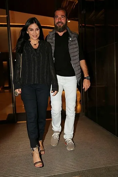 Энгин алтан жена дети фото Энгин алтан жена дети фото