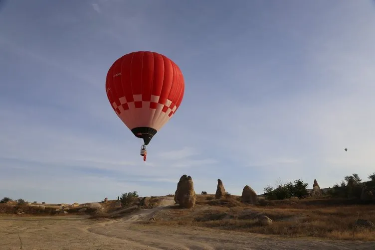 Yerli üretim sıcak hava balonu Kapadokya semalarında